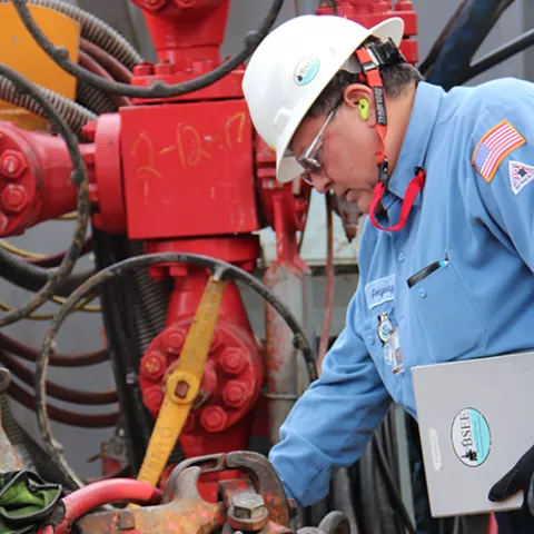 BSEE Inspector Daniel Gonzalez inspects